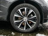 Volvo XC60 Plus Dark 2WD B4 Diesel EU6d AHK digitales  - Volvo aus 2022