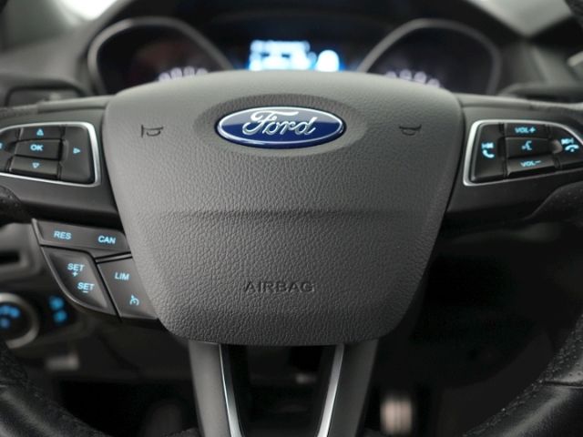 Focus TURNIER ST-LINE AT+BI-XENON+NAVI+WINTERPAK