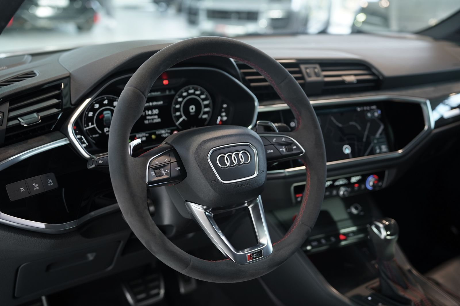Audi Rsq3
