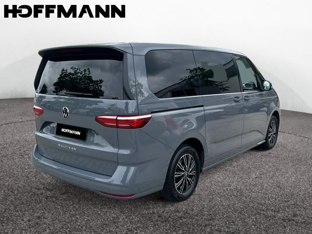 Fahrzeugabbildung Volkswagen Multivan 2,0 TDI LÜ Life iQ.Light Multitisch