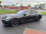 Porsche Panamera Turbo E-Hybrid / neues Modell