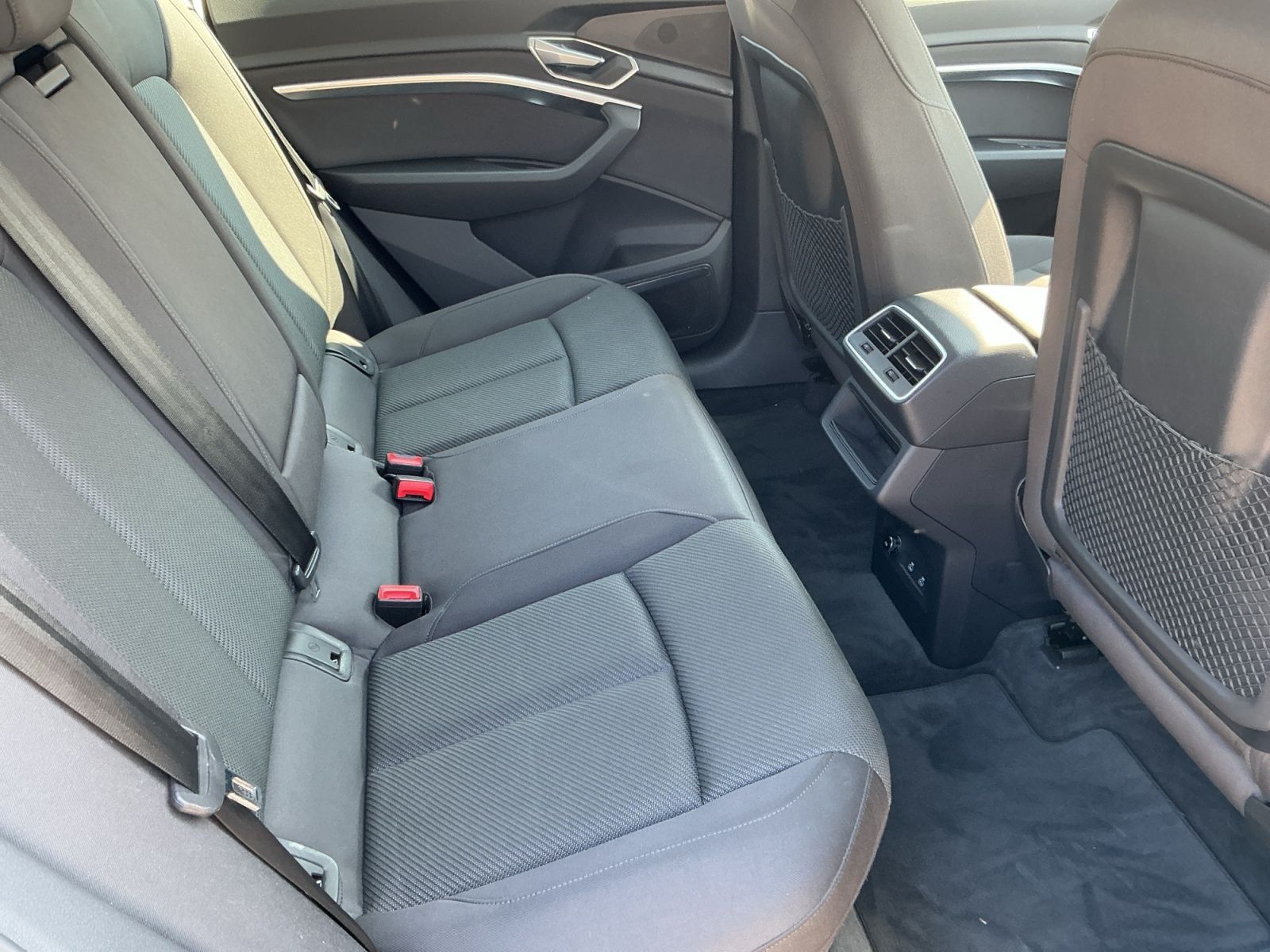 Audi e-tron - Bild 16