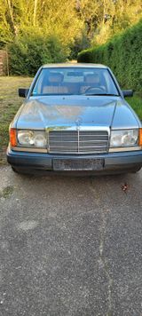 Mercedes-Benz Mercedes w124 2.3 - Mercedes-Benz aus 1987: W124