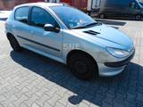 Peugeot 206 1.4 - gebrauchte Peugeot 206 aus dem Jahr 2001