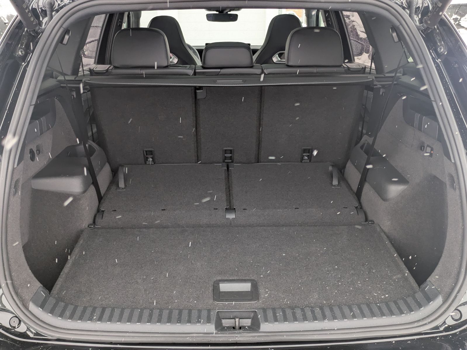 Fahrzeugabbildung Volkswagen Tayron 2.0 TDI 4M R-Line 7Si*MATRIX*AHK*PANO*HUD