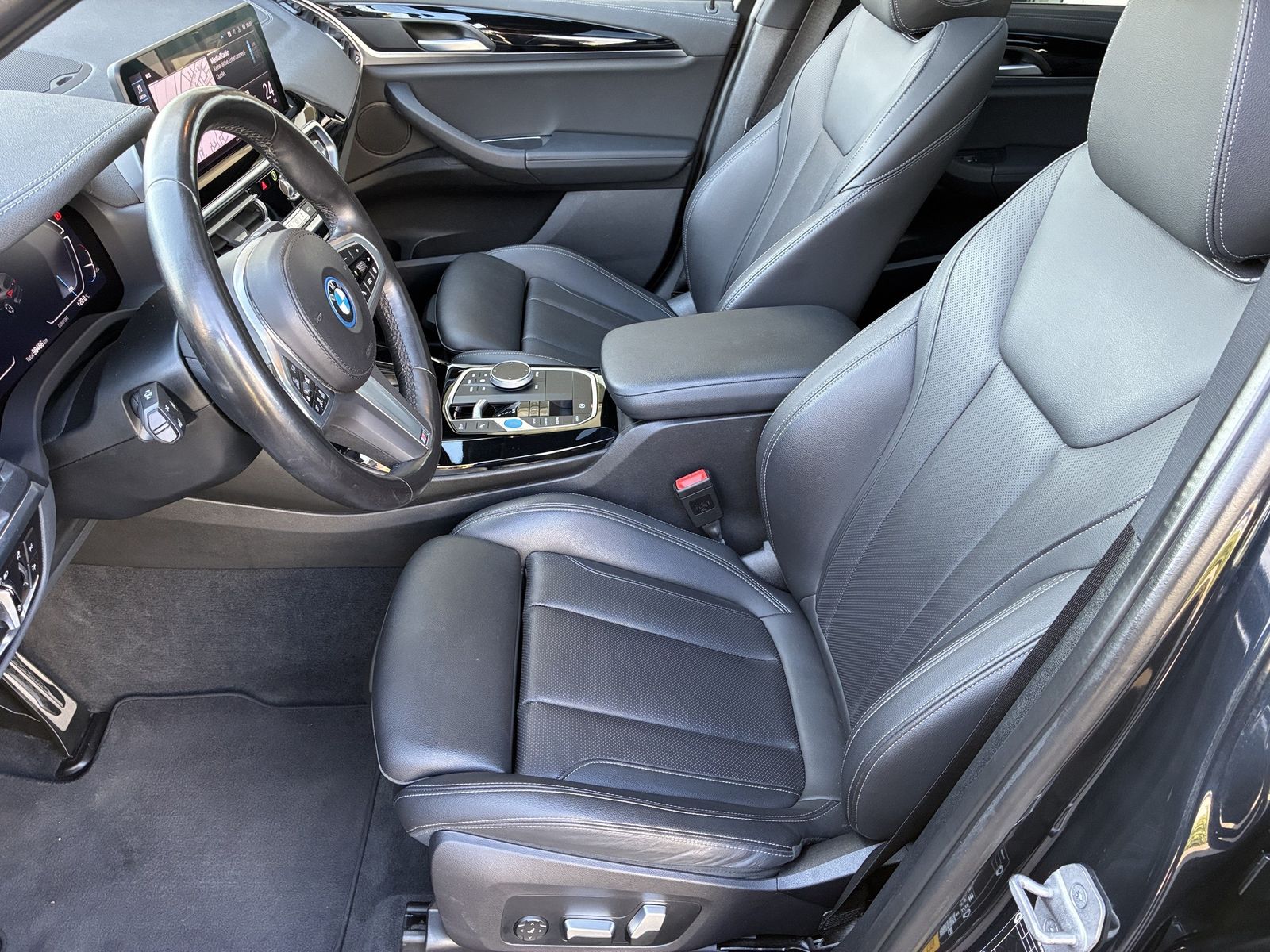 BMW iX3 Panorama ACC M-Sport HeadUp Memory foto 8