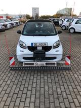 Mercedes-Benz Smart 453 Winterdienst m. Schneepflug/Heckstreu. - Gebraucht Schneepflug