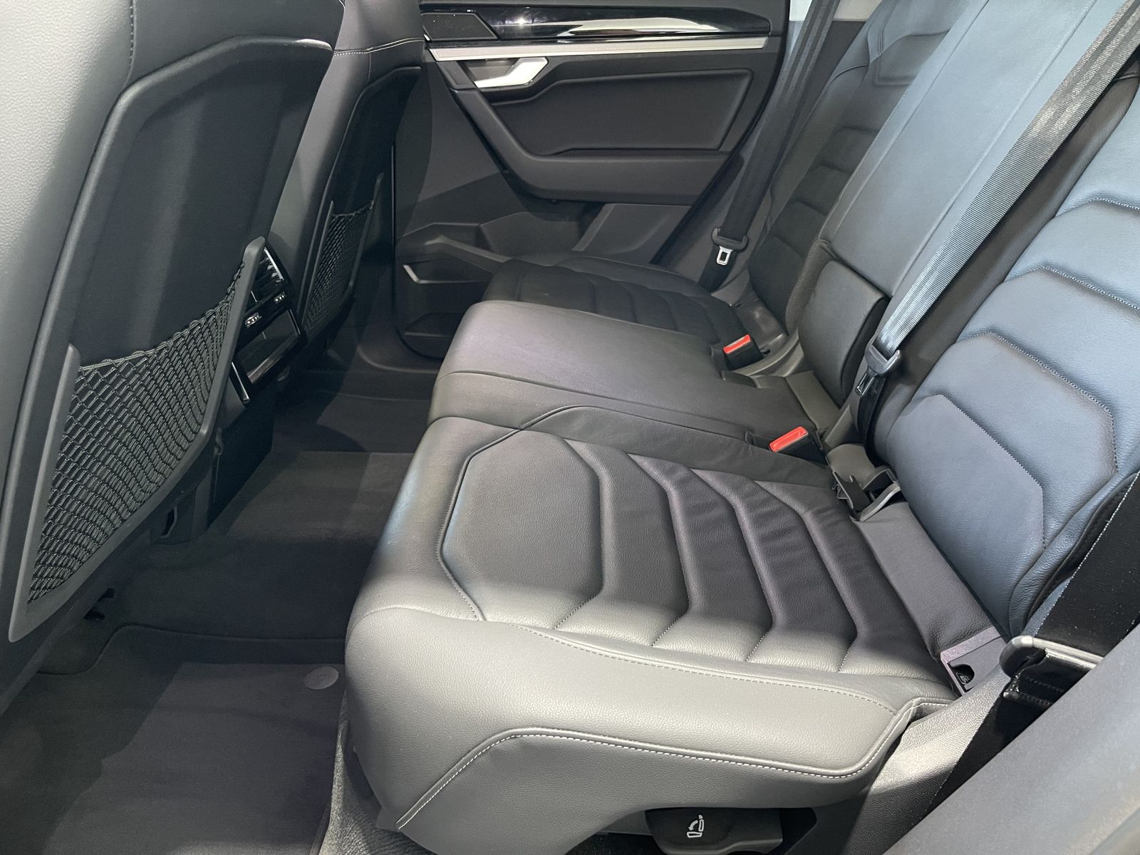 Fahrzeugabbildung Volkswagen Touareg 3.0 TDI*4Motion*AHK*Leder*Digital*Cam*