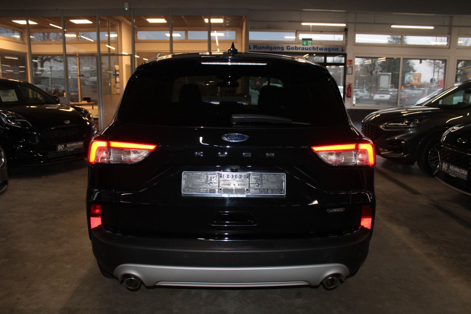 Fahrzeugabbildung Ford Kuga PHEV Titanium X ACC LED HUD 2xCam WinterP.