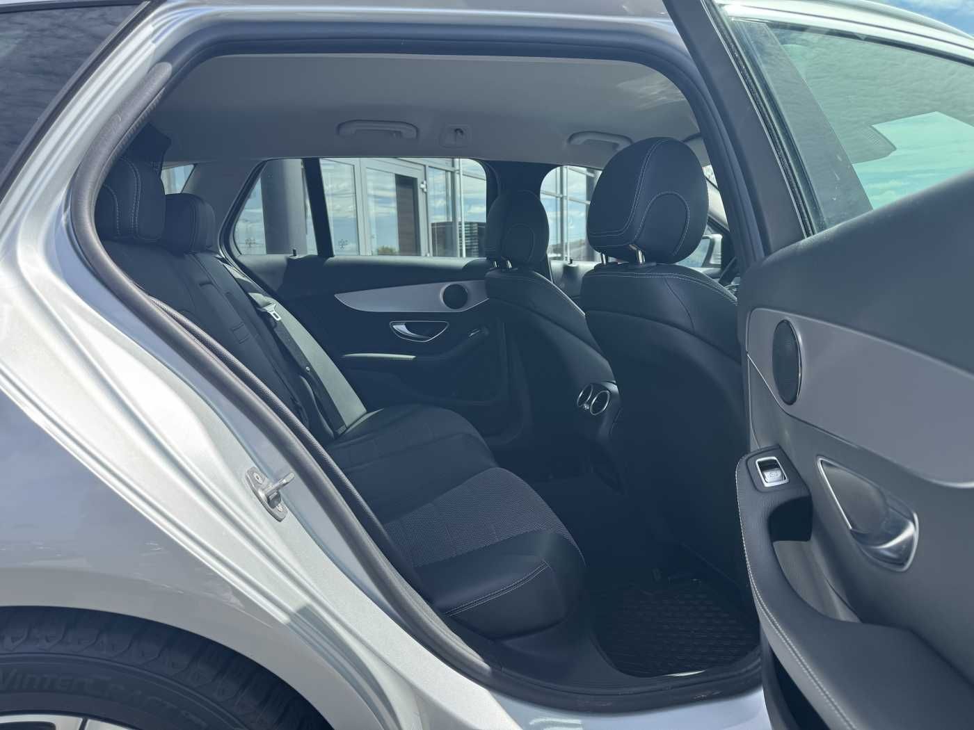 Fahrzeugabbildung Mercedes-Benz C 220d T Avantgarde+RKamera+LED+TotW+SpurH