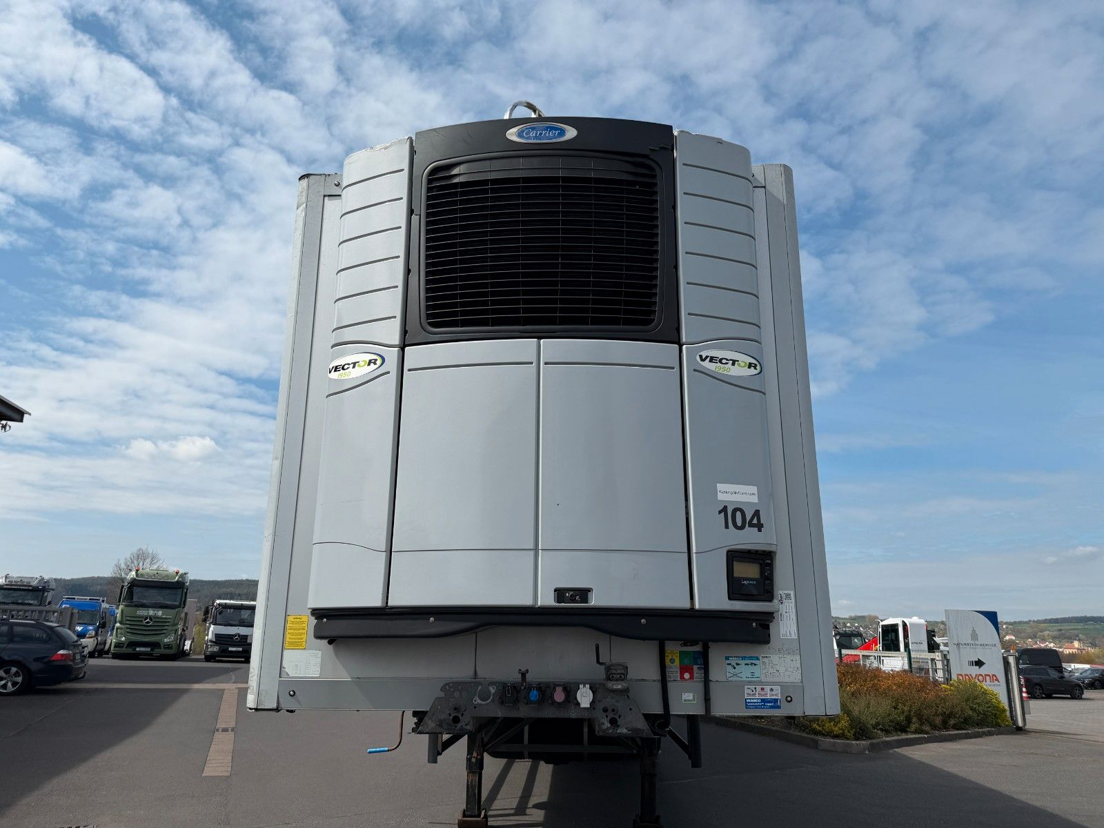 Fahrzeugabbildung ROHR RSK/35IV Carrier Vector 1950 LBW 2500kg 2x lift