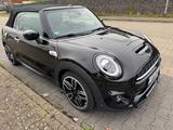 MINI Cooper S Cabrio Automatik mit  JCW Paket - MINI Cooper S Cabrio von privat