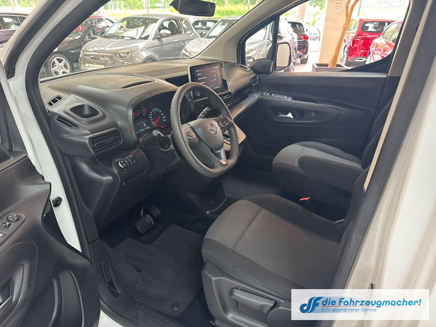 Fahrzeugabbildung Opel Combo E Cargo - e Edition XL LED Apple CarPlay A