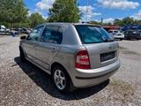 Skoda Fabia 1.4 16V Automatik/Neue Tüv - Skoda Fabia aus 2006: 1.4