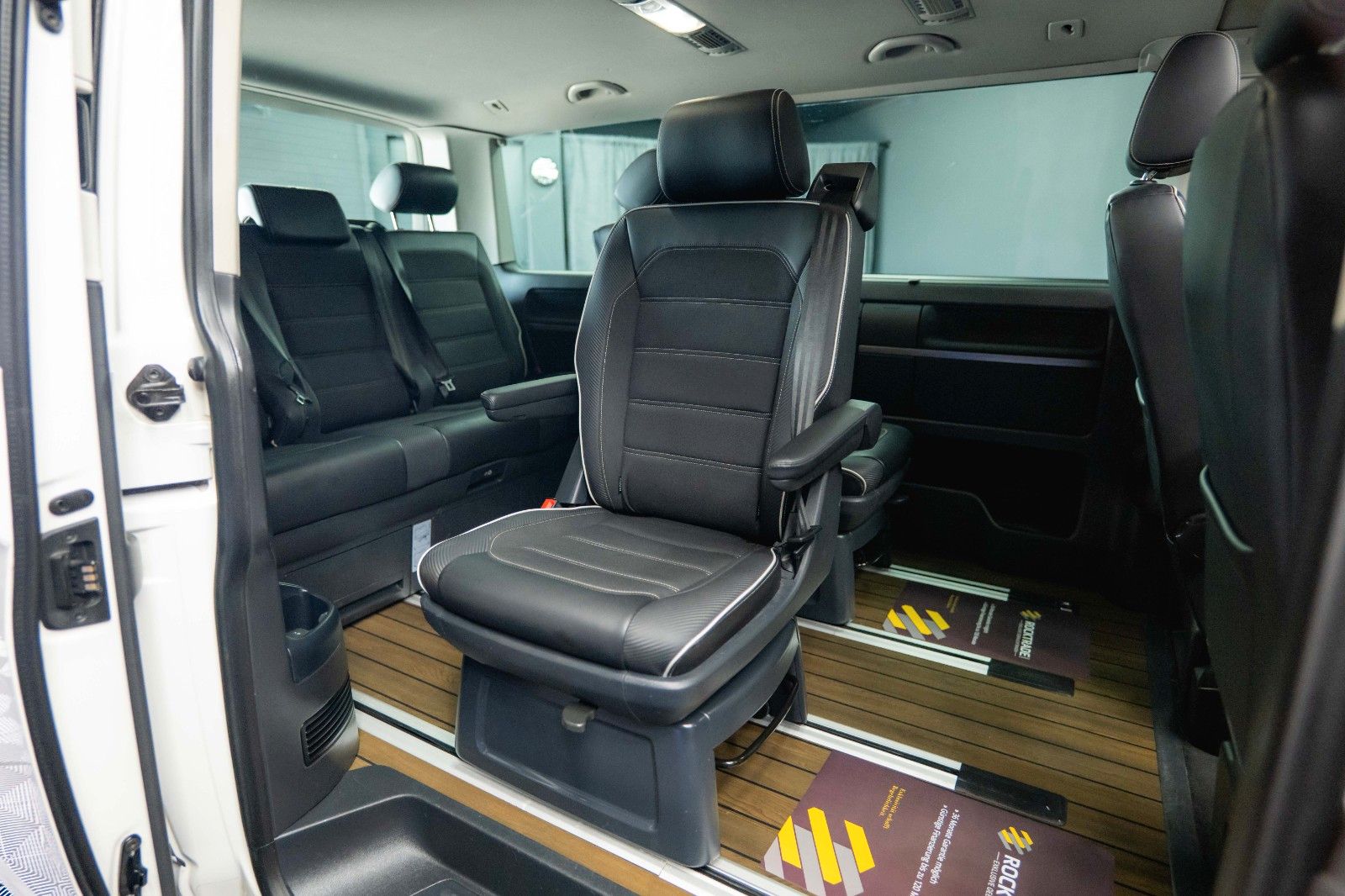 Fahrzeugabbildung Volkswagen T6 Multivan Edition 30 4Motion Sport *LED*Kamera