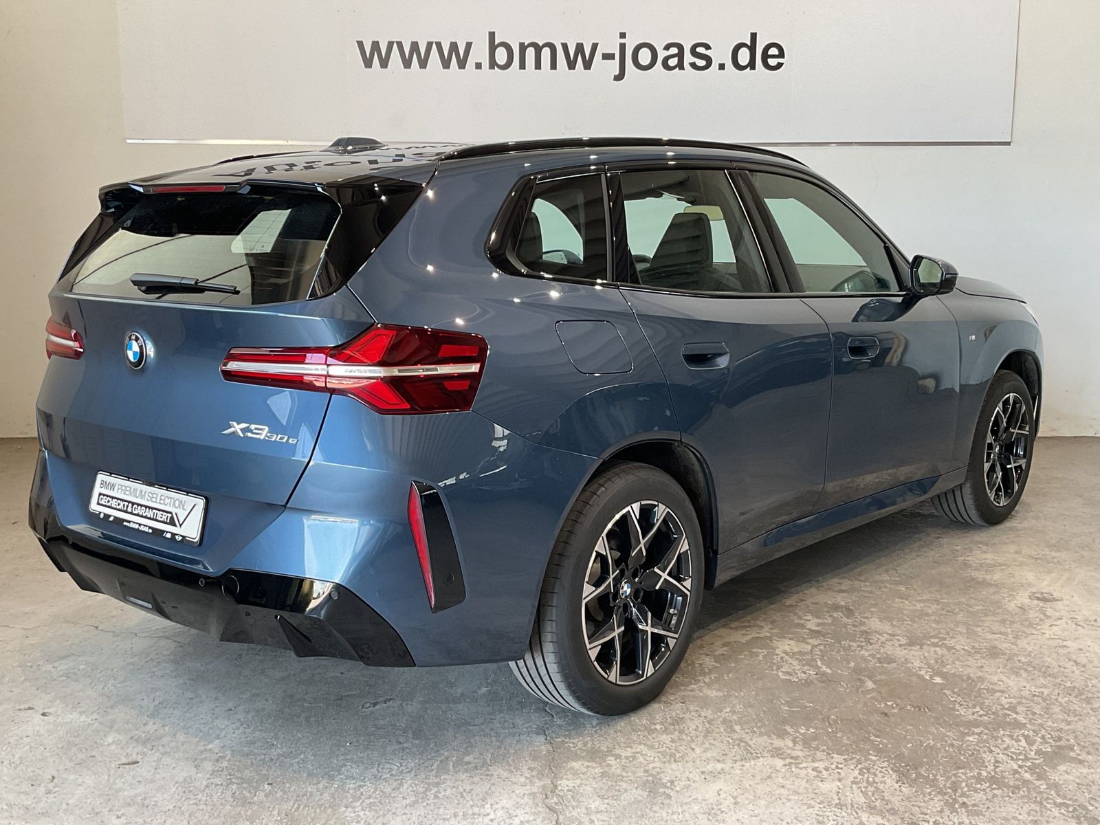 Fahrzeugabbildung BMW X3 xDrive30e |Glasdach |M Sportpaket |AC-Schnell