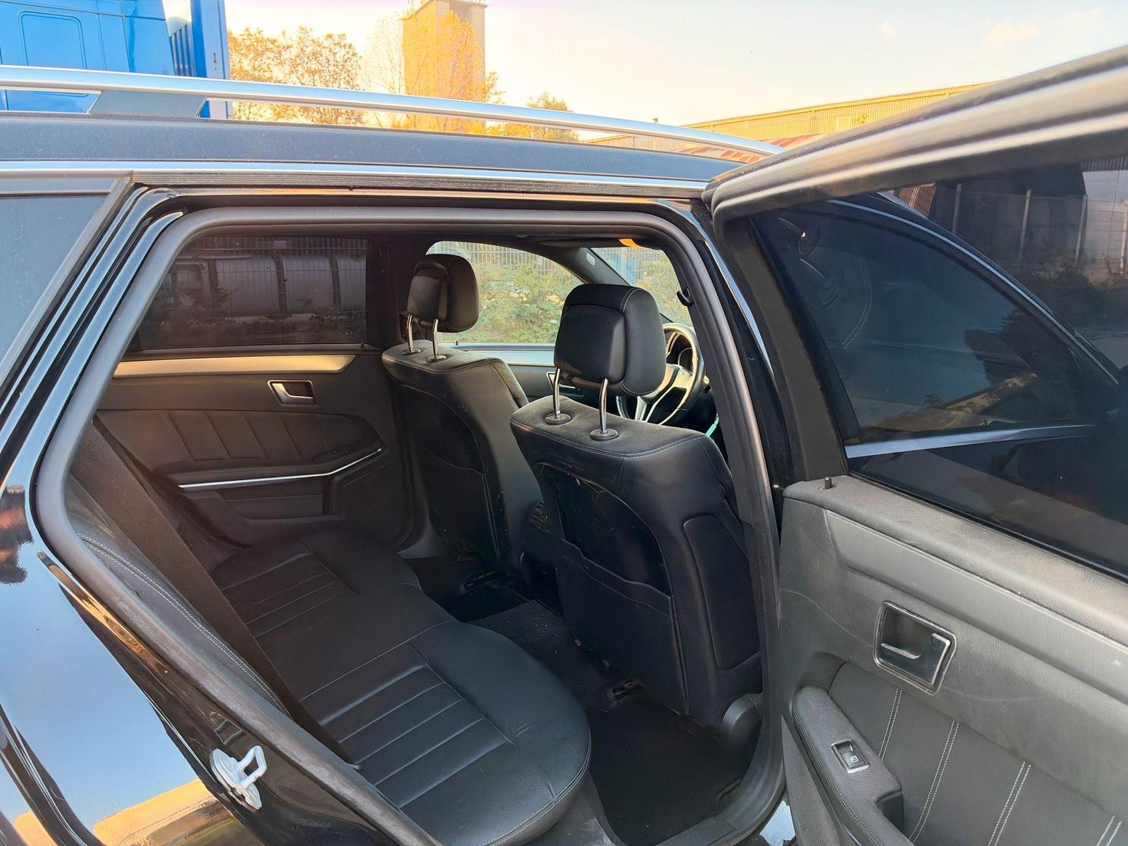 Mercedes-Benz E200 2014 — photo 15