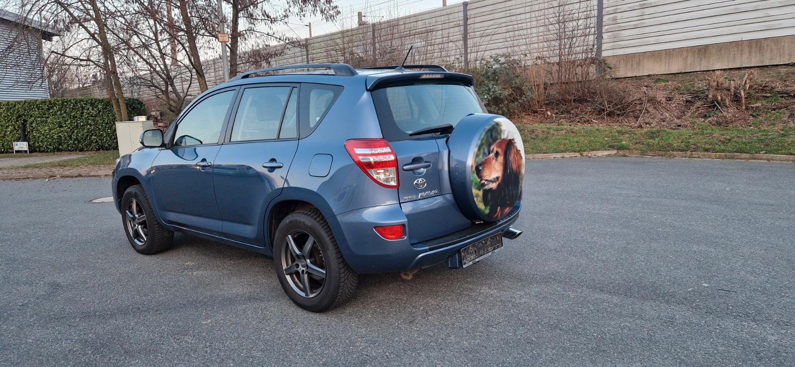 Toyota RAV 4 RAV4 Life Benzin 1 Hand 4 Türen