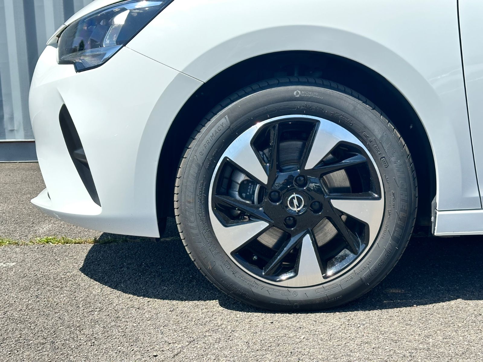 Fahrzeugabbildung Opel Corsa F e Edition*11KW*PDC*SHZ*RFK*Wärmepumpe