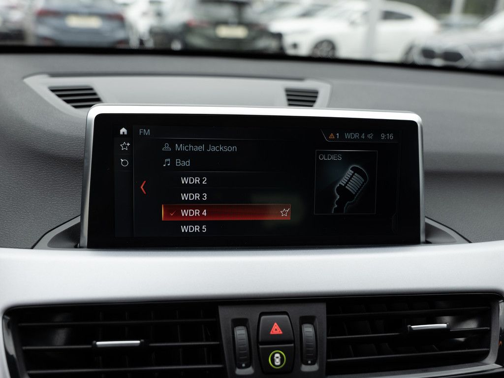 BMW X1 xDrive25e Advantage FACEL. NAVI SHZ PDC KLIMA foto 17
