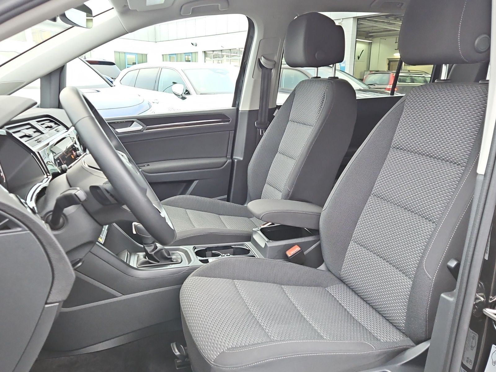Volkswagen Touran - Bild 21