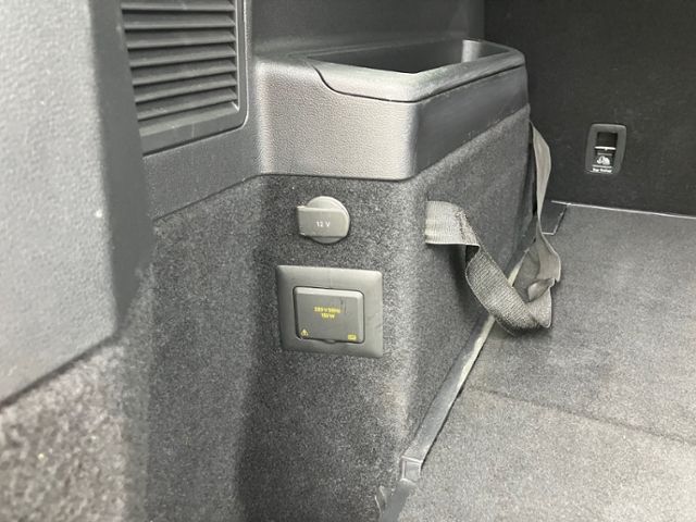 Touran 2.0 TDI Highline BMT/KLIMA/LED/NAVI/ALU