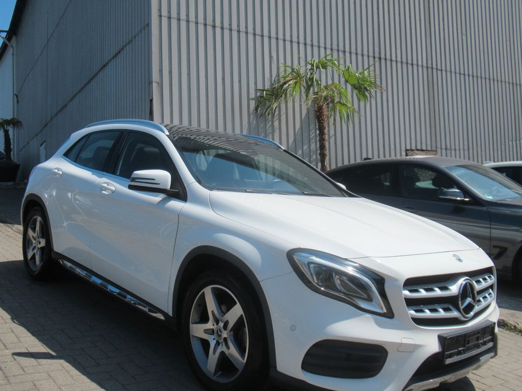 Image of Mercedes-Benz GLA 200