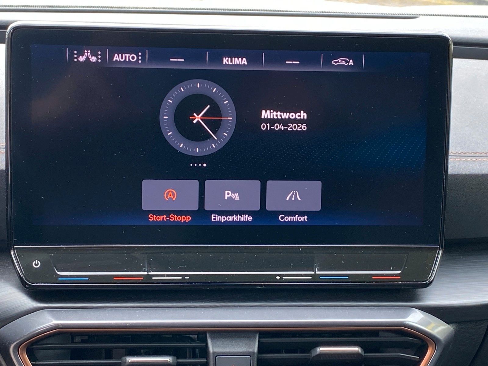 Fahrzeugabbildung CUPRA Formentor 1.5 TSI *Navi *AHZV-Vorb. *Parklenka.