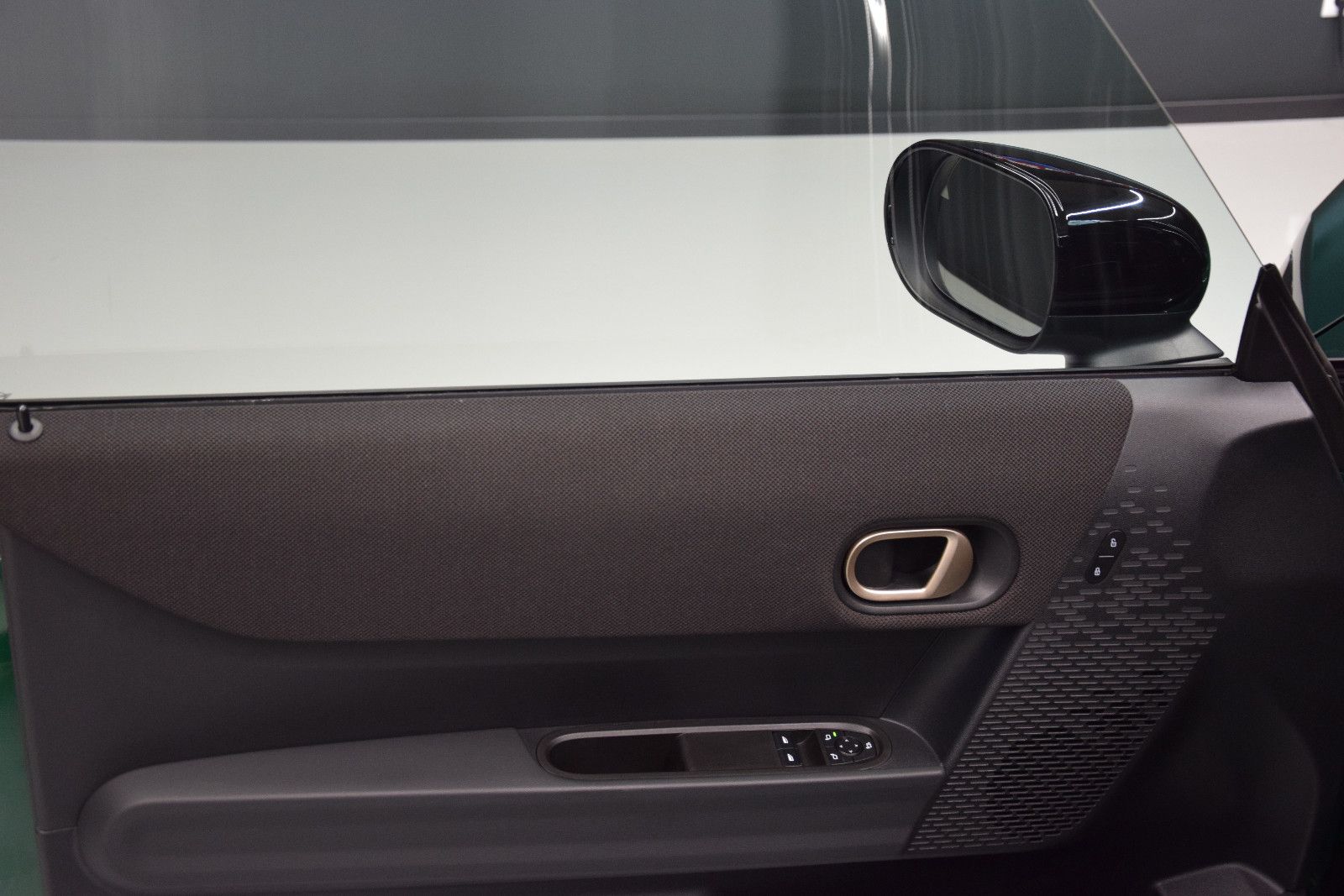 Fahrzeugabbildung MINI Cooper C JCW Trim Paket-XL Pano H&k 360° HuD