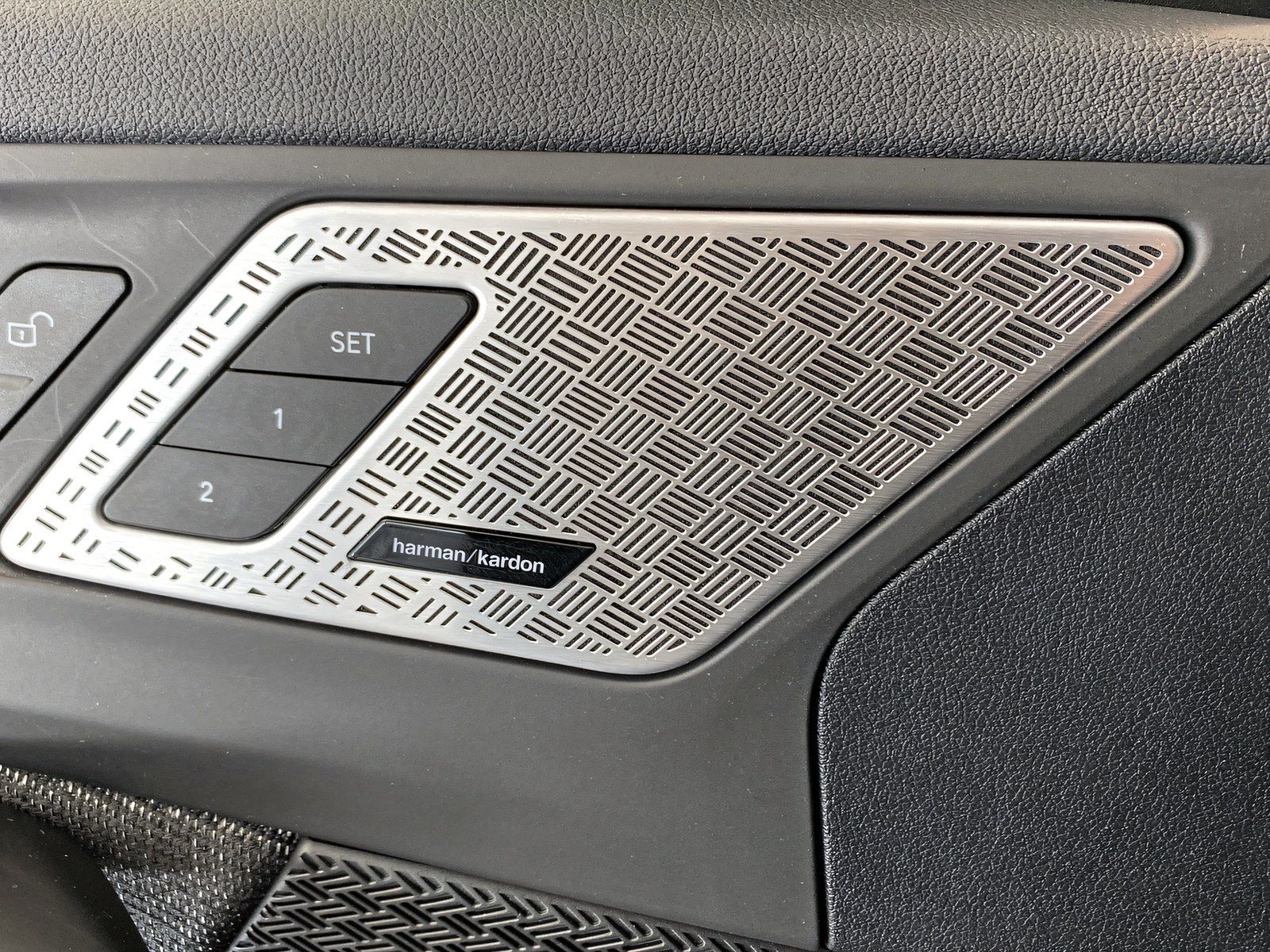BMW iX2 - Bild 20