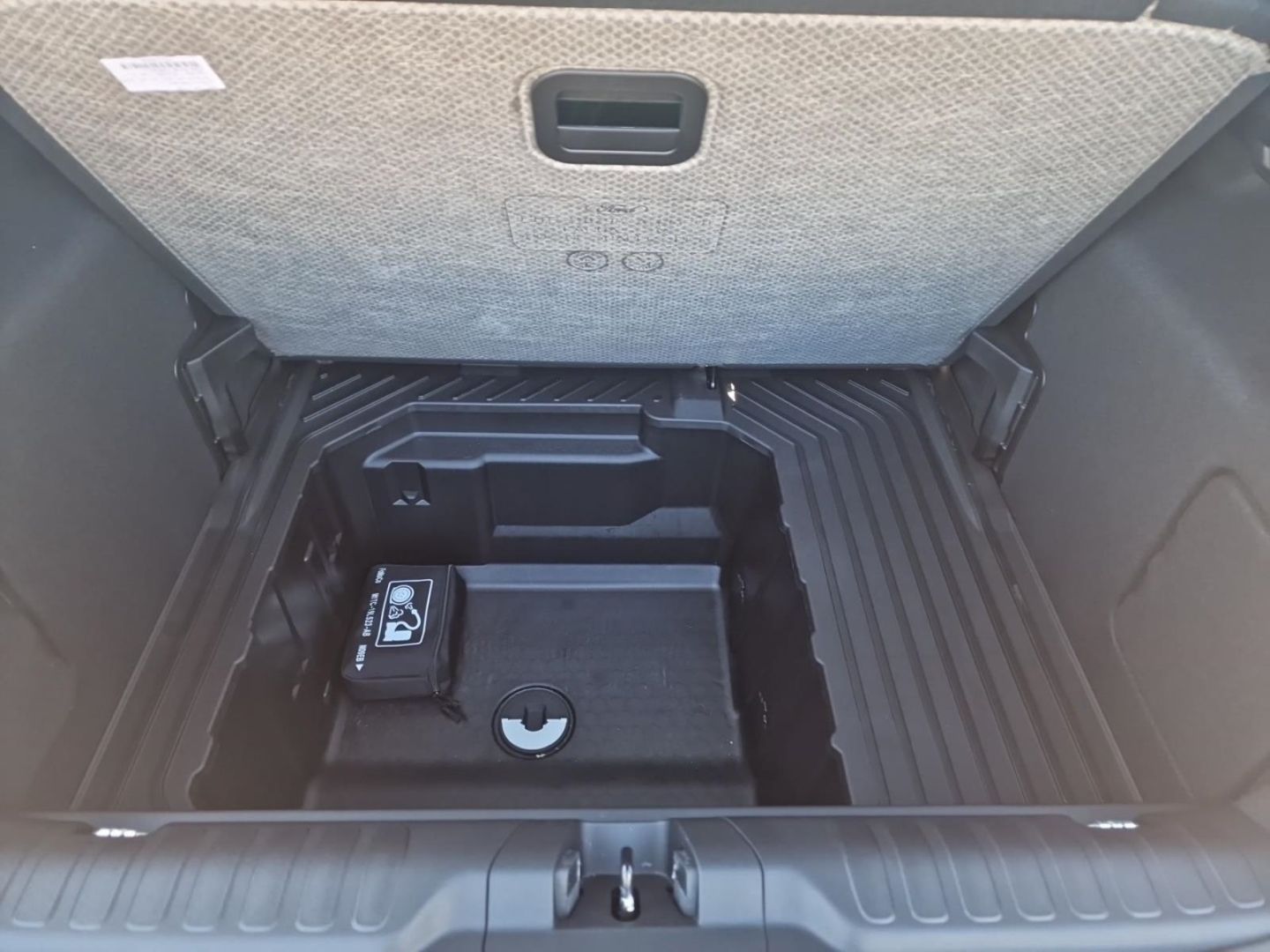 Fahrzeugabbildung Ford Puma ST-Line Winterpaket, 60Monate Garantie