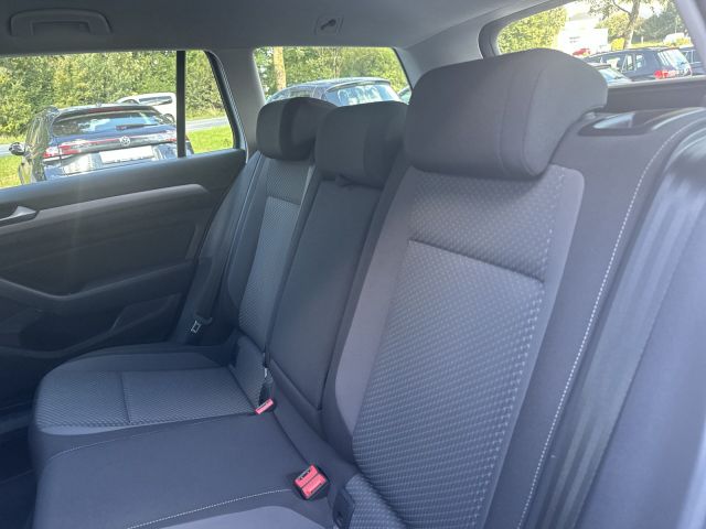 Passat Variant 2.0 TDI Business-Prem. Navi AHK R
