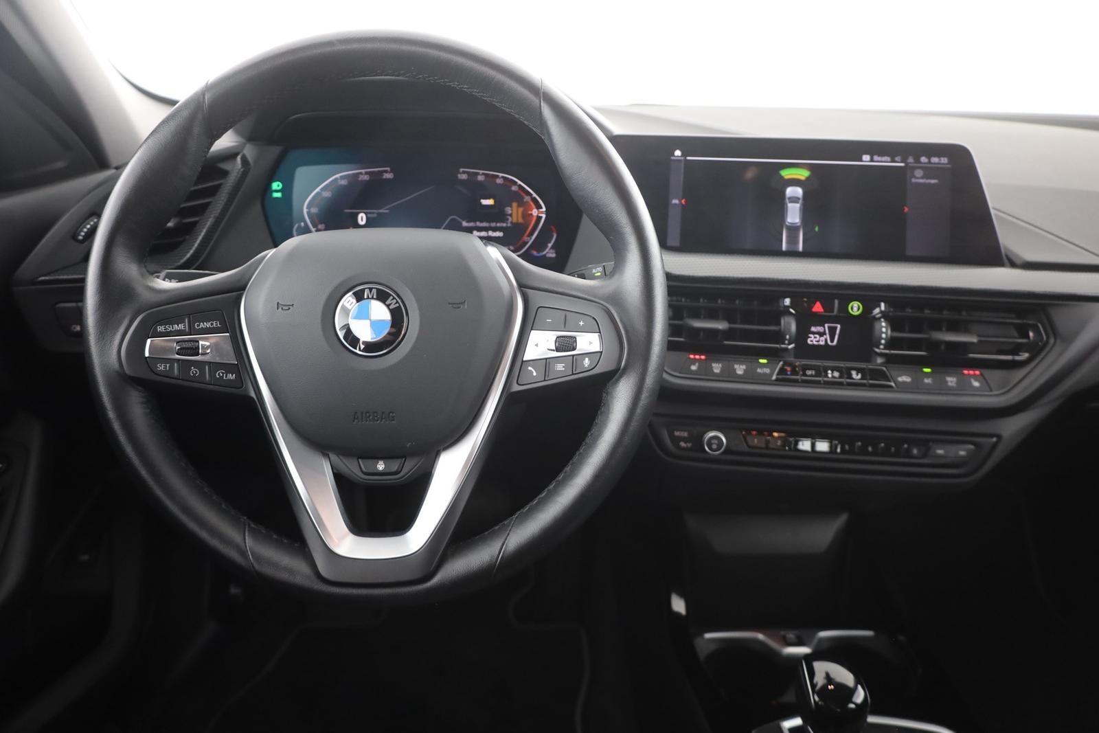 BMW 1 Series i Sportline LED Navi Teilleder AHK DAB PDC, миниатюра 10