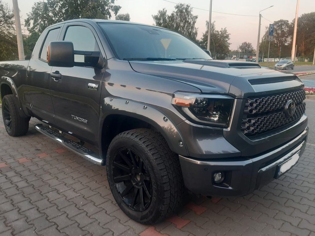 Toyota Tundra
