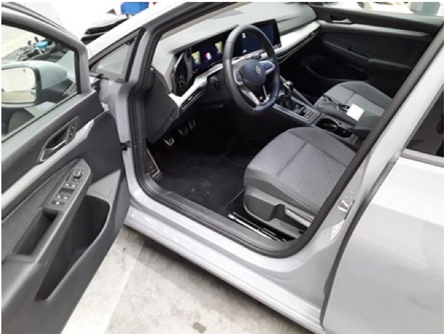 Volkswagen Golf VIII Variant 1.0 TSI Move foto 5