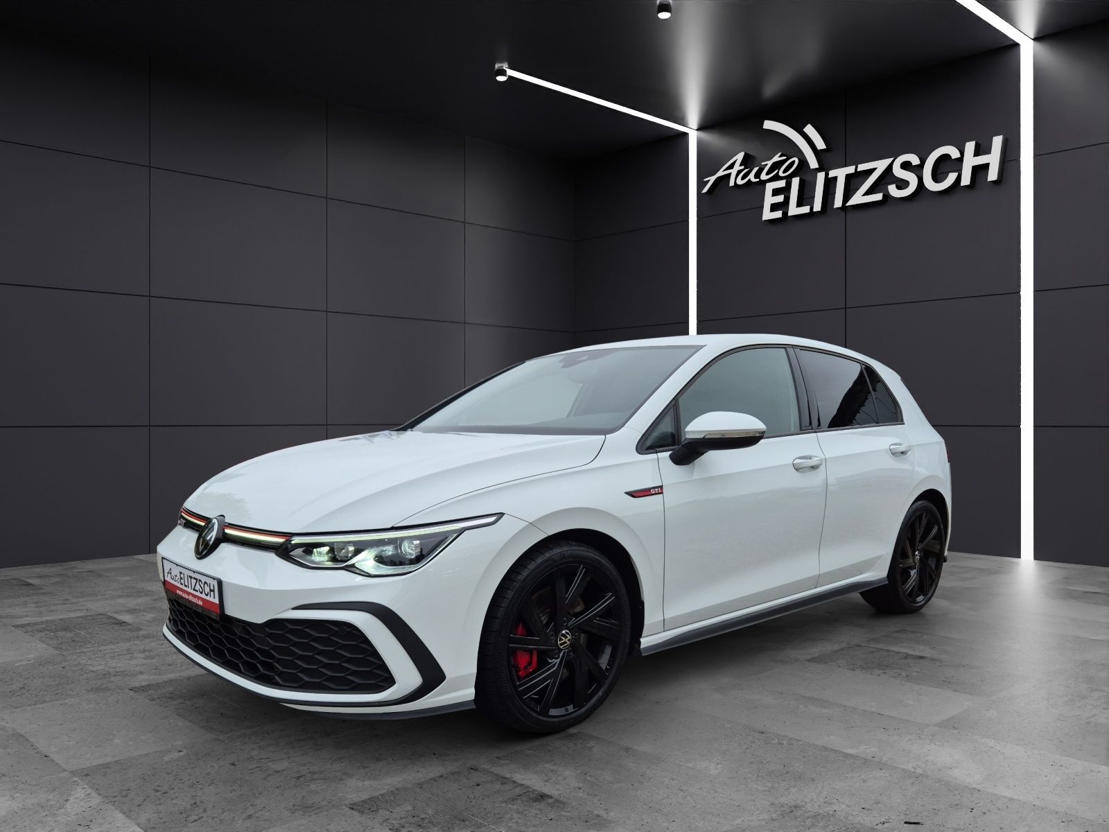 Fahrzeugabbildung Volkswagen Golf VIII GTI TSI DSG ACC LED AHZV