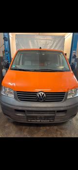 Volkswagen VW T5 Doka/Pritsche 2,5l TDI - Volkswagen LT: Pritsche