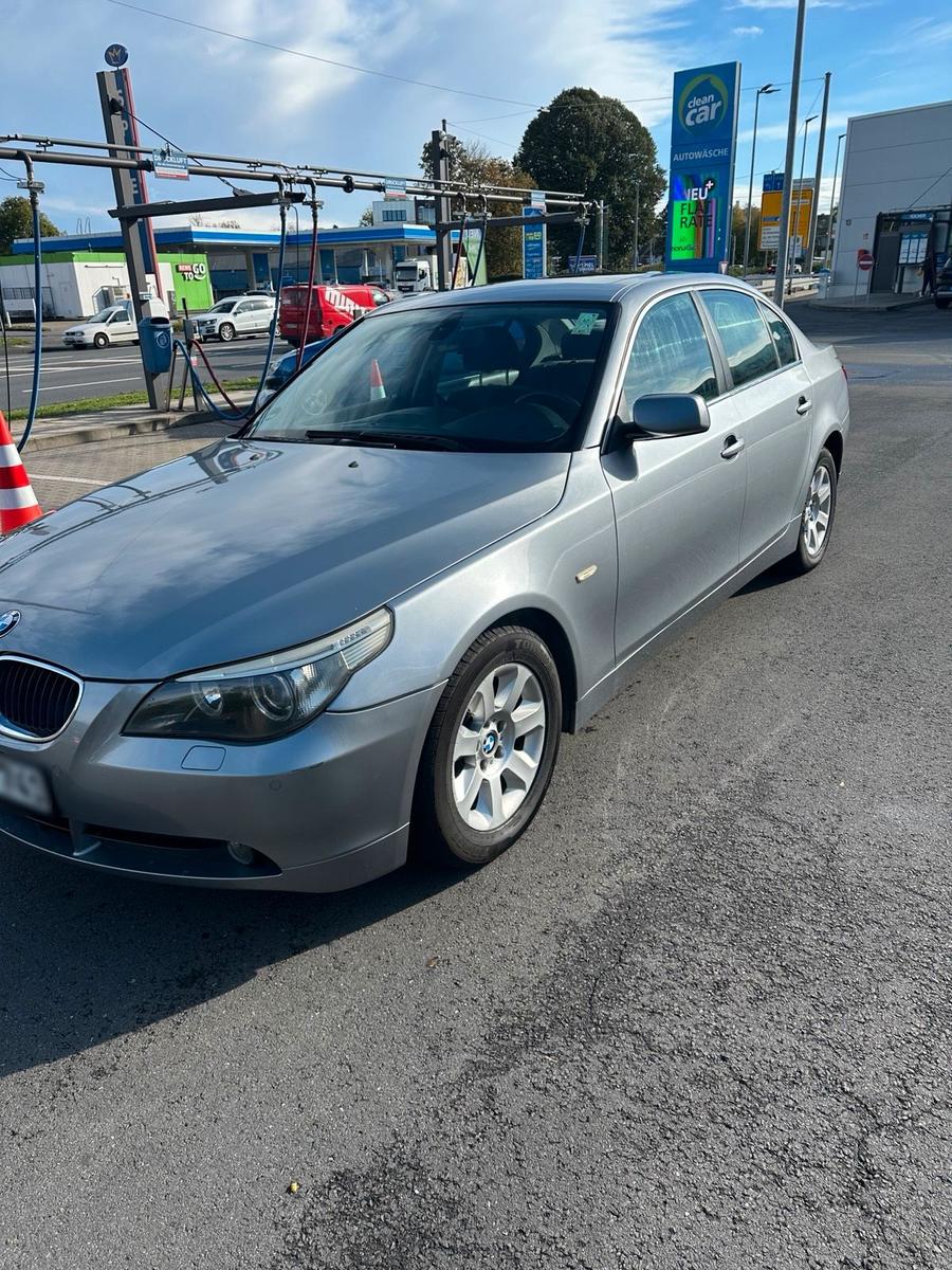 BMW 520