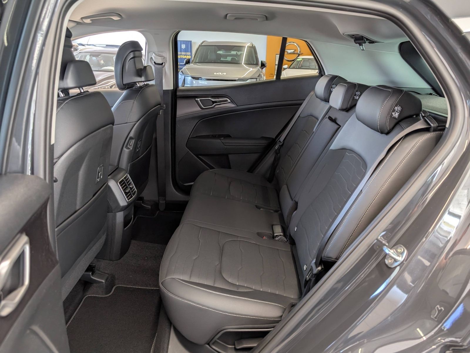 KIA Sportage 1.6 T-GDI 2WD DCT7 Vision Komfort – Bild 9