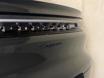 Porsche Cayenne - 10