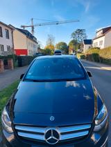 Mercedes-Benz 180 - scheckheftgepflegte Mercedes 190
