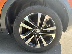 Volkswagen T-Roc 2.0 TDI IQ.DRIVE (EURO 6d-TEMP)