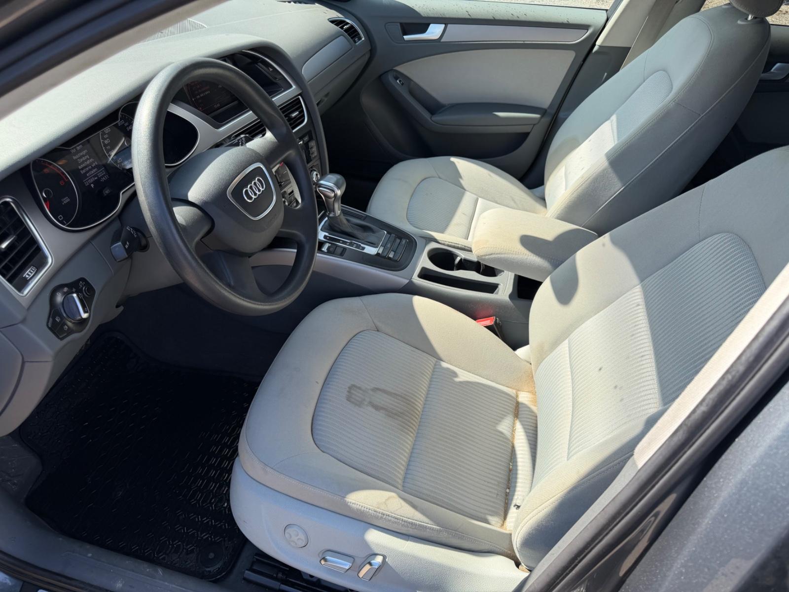 Audi A4 2013 — photo 7