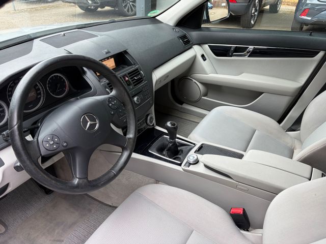 Fahrzeugabbildung Mercedes-Benz C 180 C T-Modell +AHK+NaviZB+LM+GHS+SHZ+Klima+
