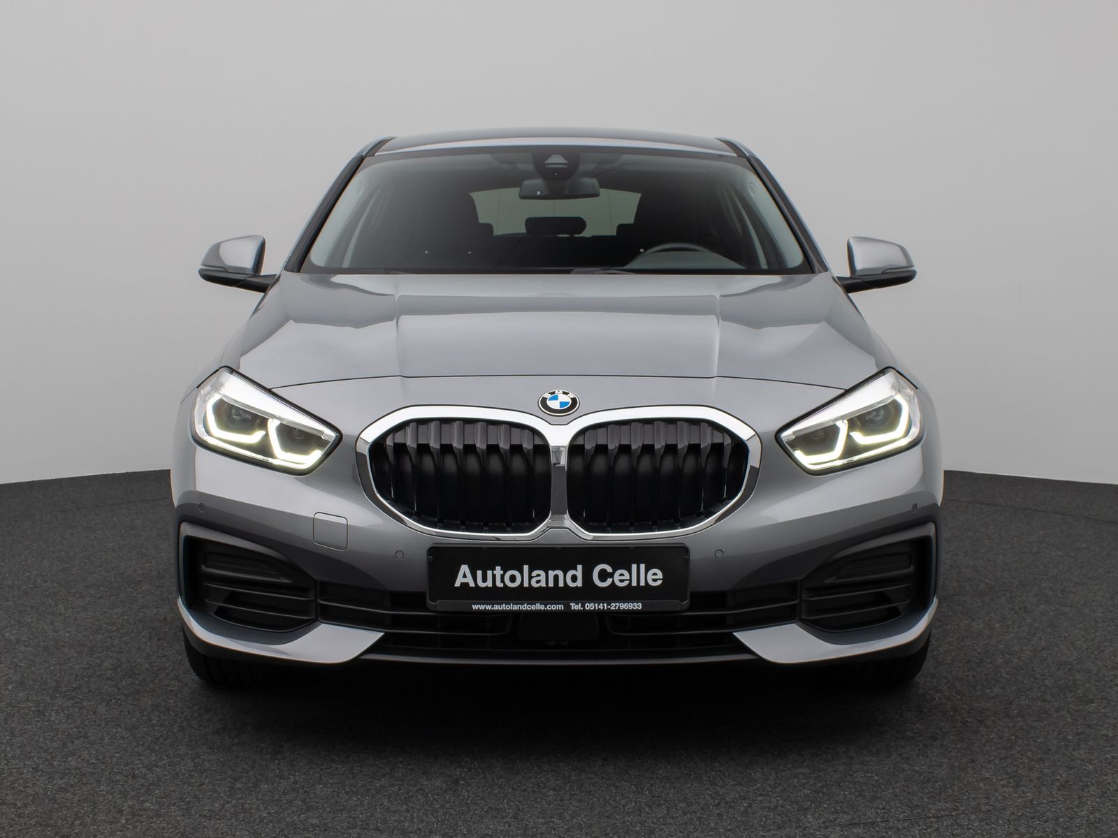 Fahrzeugabbildung BMW 118i Kamera DAB Lordos CockPitPro Lenkrhzg LED