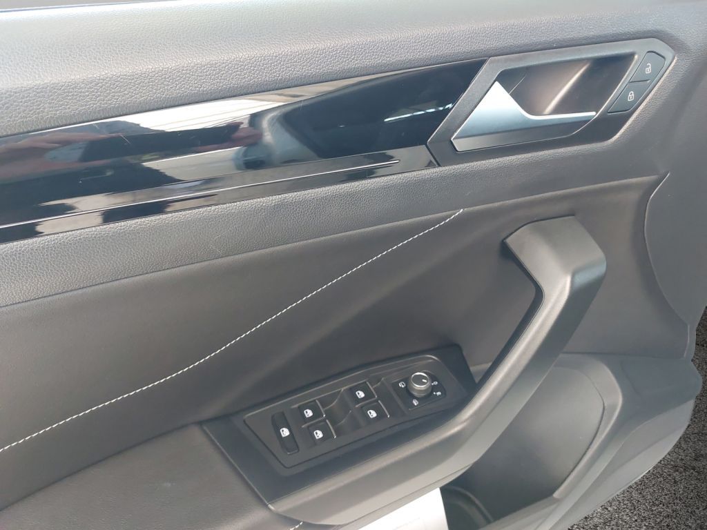 Volkswagen T-Roc - Bild 16