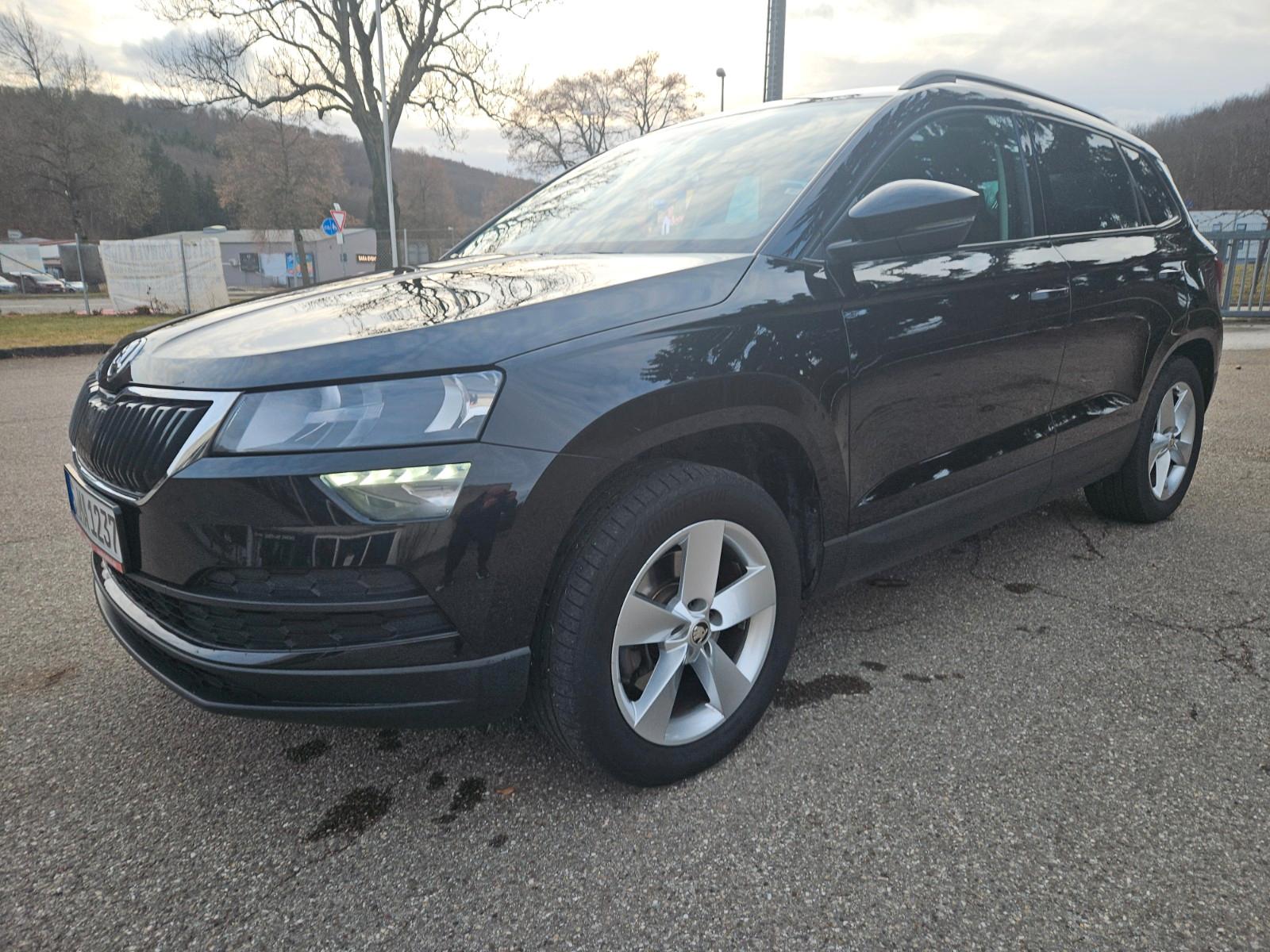 Skoda Karoq 2,0 TDI 4x4- DSG/KLIMA/TEMP/LED/ALU/AHK