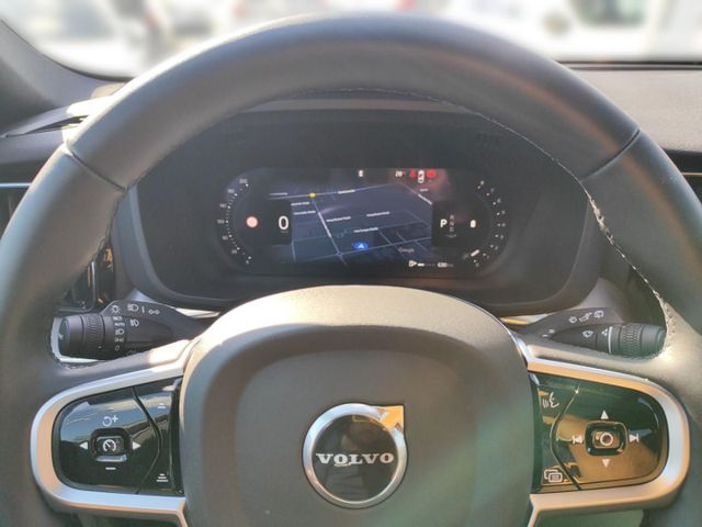 VOLVO XC 60 (Bild 19 von Array)