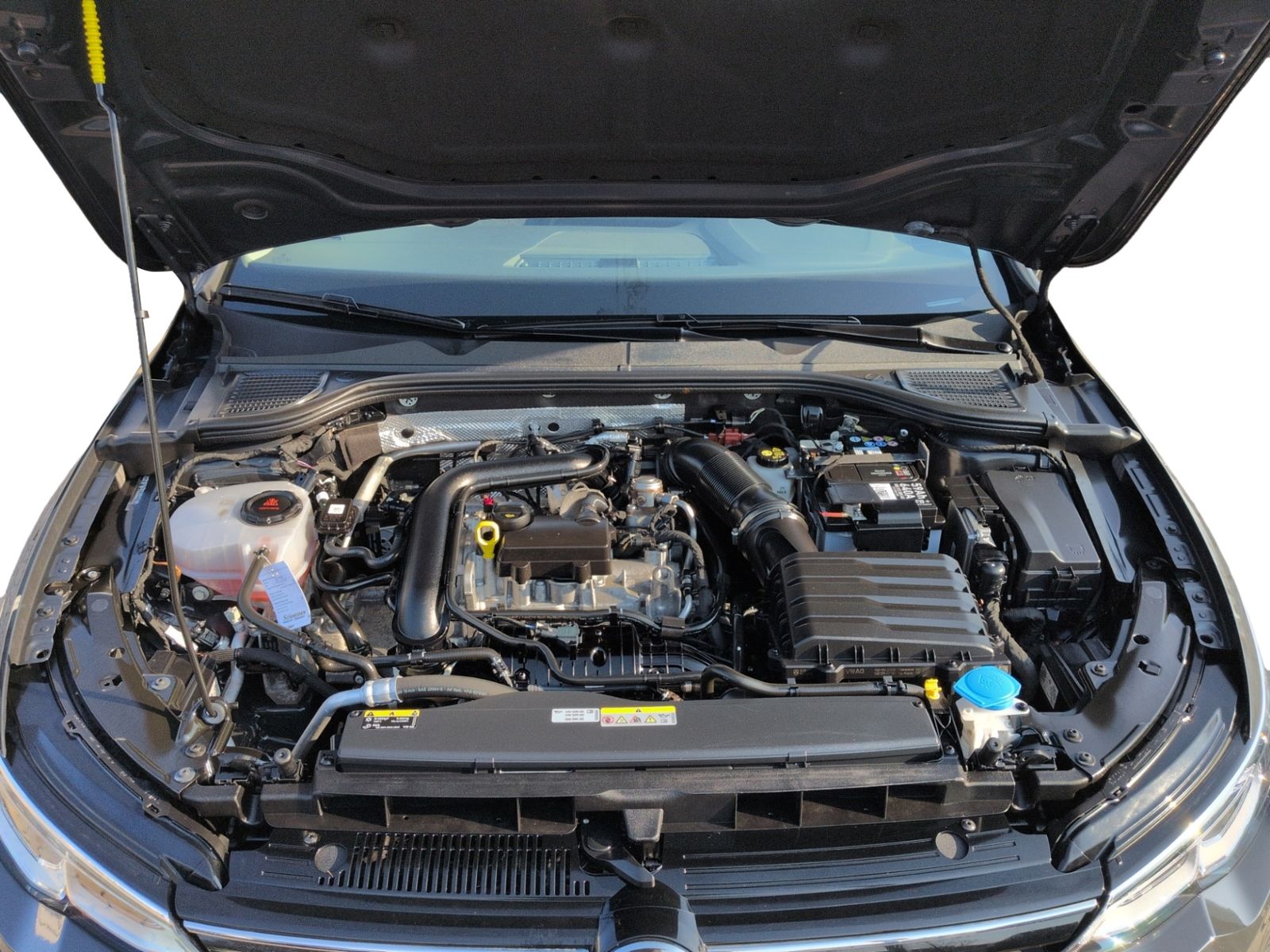 Golf VIII 1.0 eTSI DSG Life LED+ACC+APP+NAVI