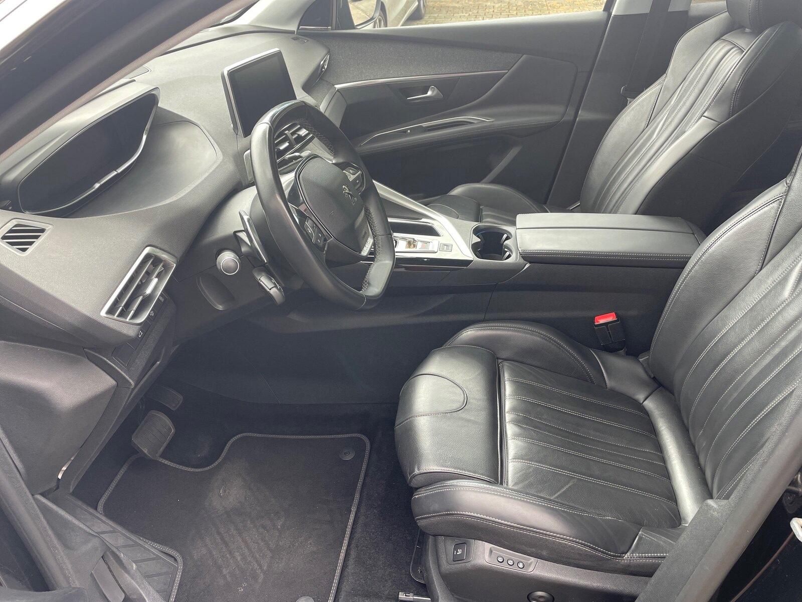 Peugeot 3008 BlueHDi 180 Stop & Start EAT8 Allure *AHK*